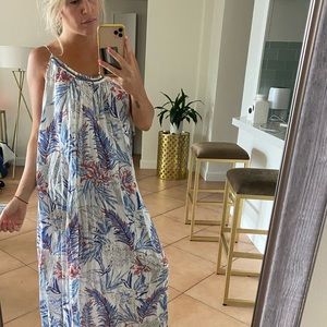 Floral maxi dress 👗 S